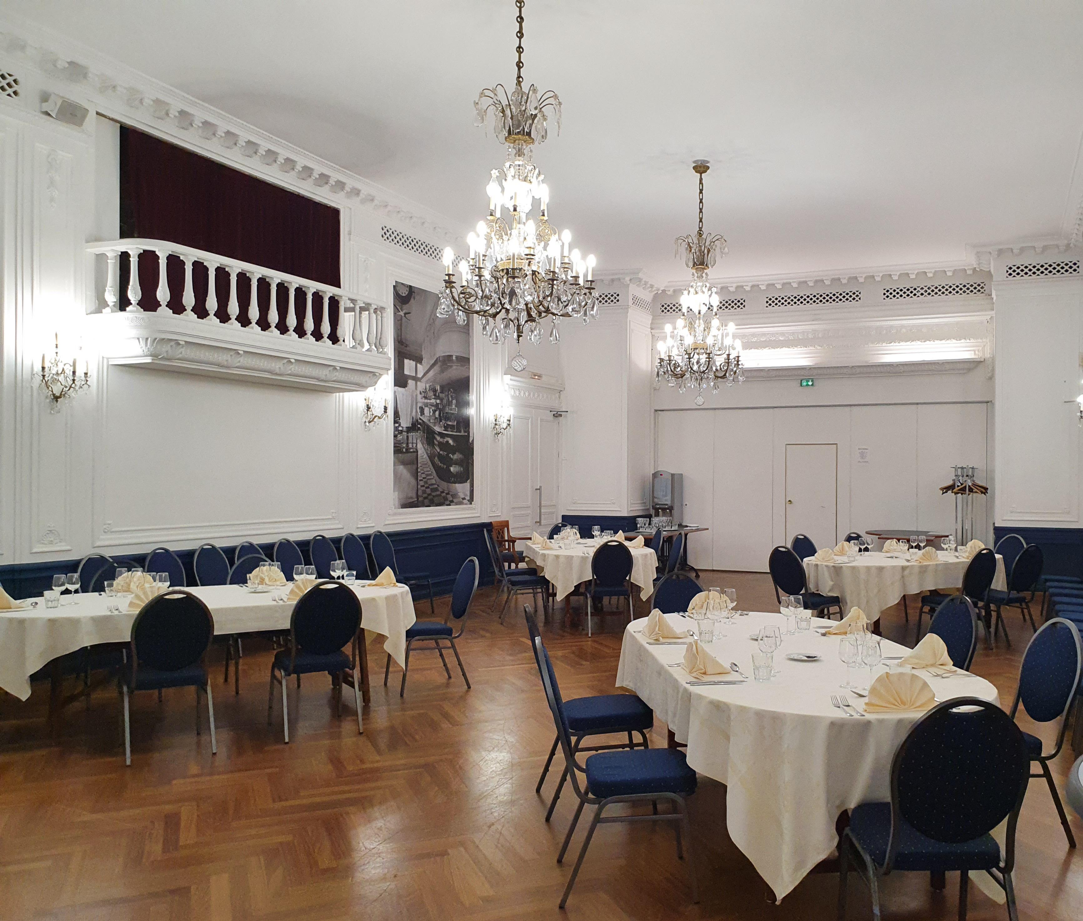 Le Grand Hotel Valenciennes Zewnętrze zdjęcie