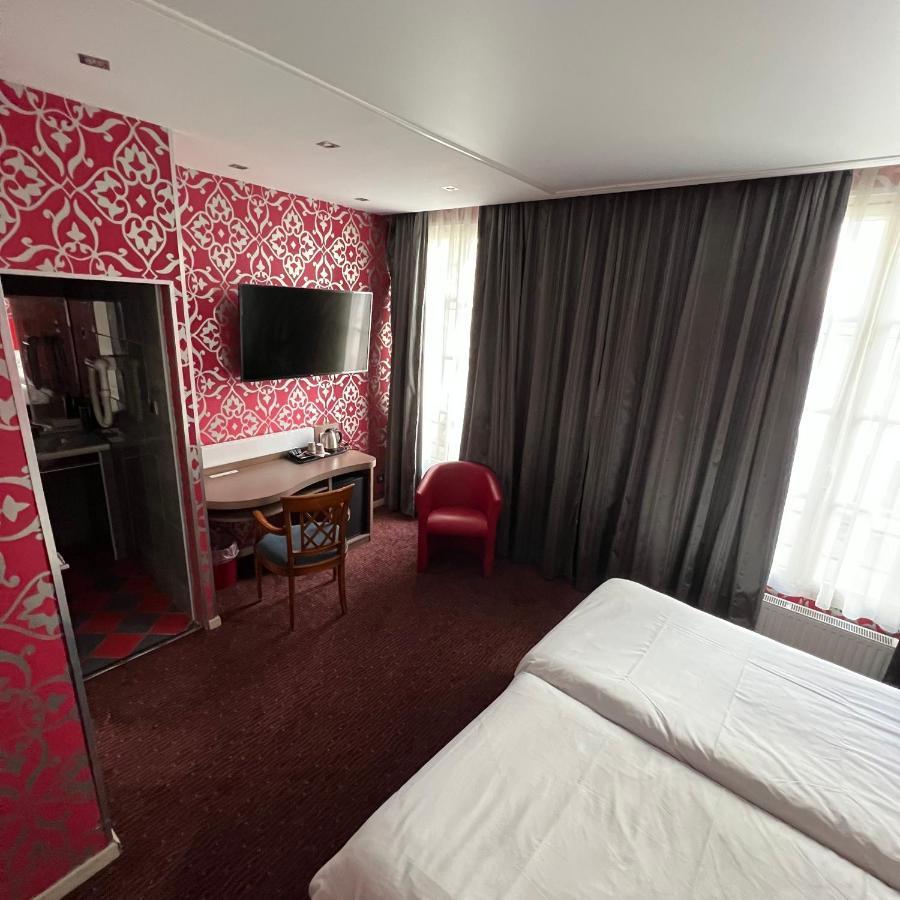Le Grand Hotel Valenciennes Zewnętrze zdjęcie