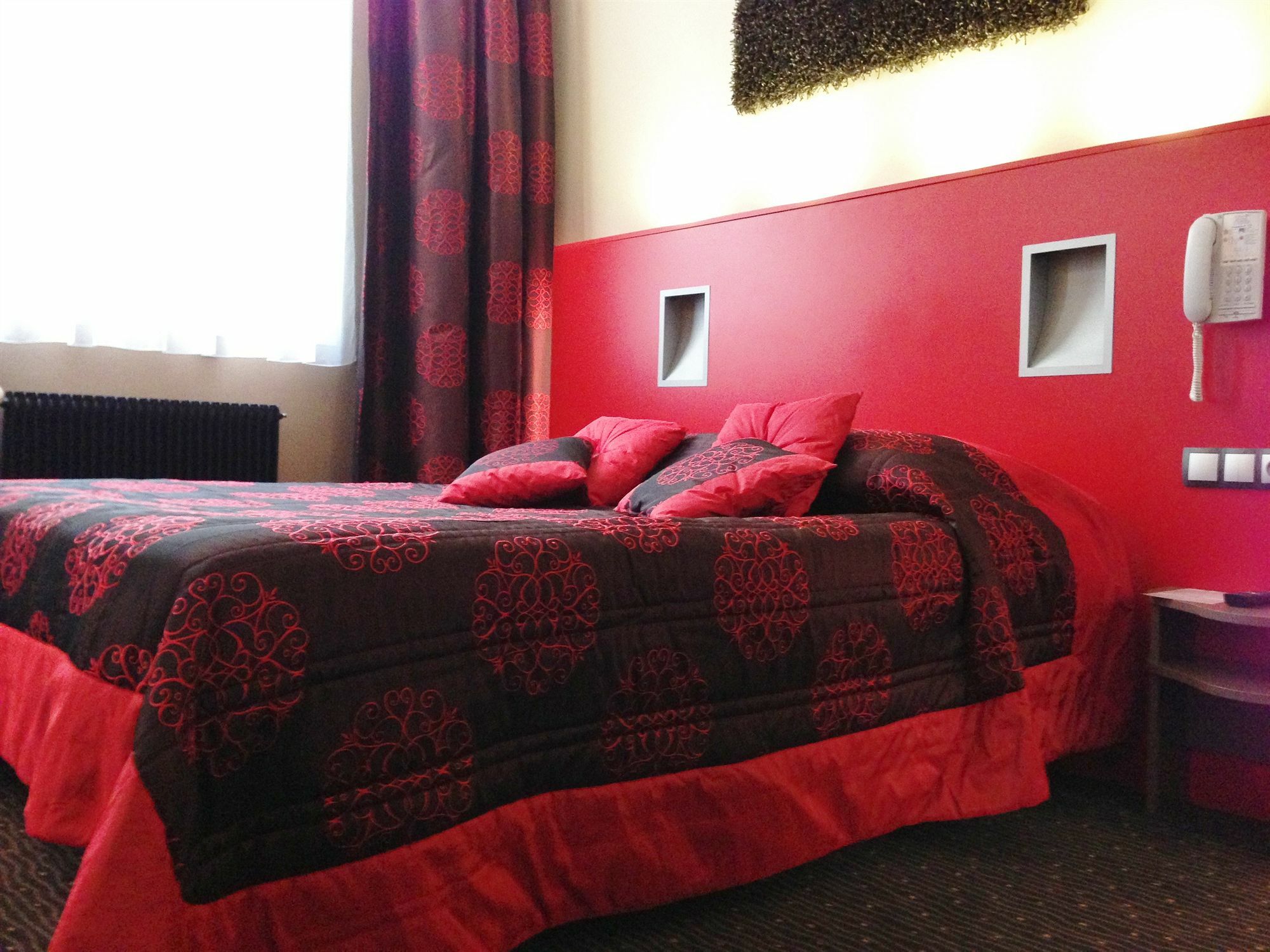 Le Grand Hotel Valenciennes Zewnętrze zdjęcie