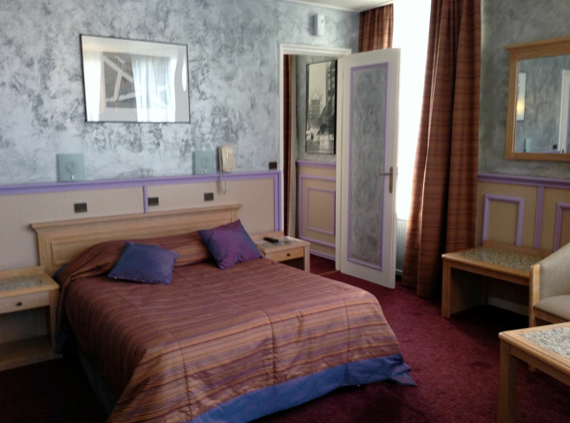 Le Grand Hotel Valenciennes Zewnętrze zdjęcie